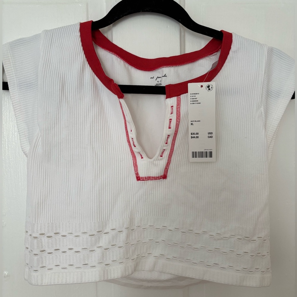 Urban Outfitters red & white cropped baby tee